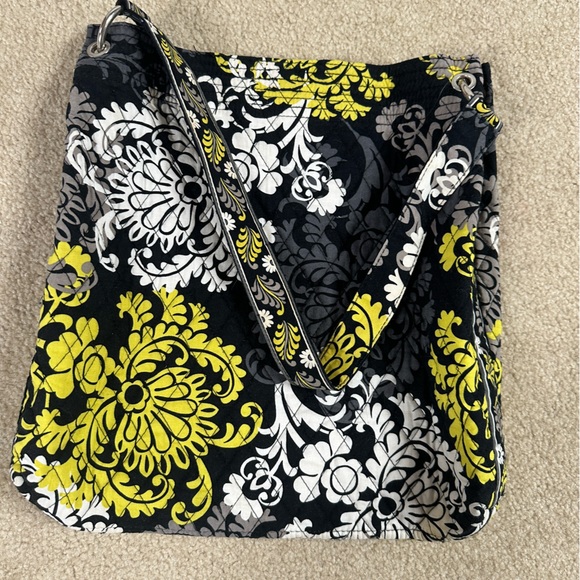 Vera Bradley Tote. Baroque pattern with diamond quilting. - Picture 6 of 6